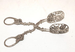 Gebäckzange Hildesheimer Rose 835er Silber Christoph Bach L. 17,0 cm 58,0 g., € 90,00