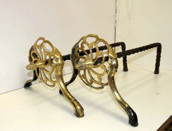 Englische Kaminböcke Feuerböcke Andirons Messing Schmiedeeisen um 1800 L. 56cm, € 800,00