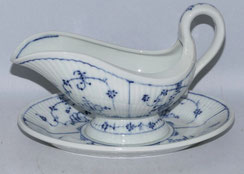 Rauenstein Greiner & Söhne Sauciere blau Strohblume gebrochener Stab L. 24 cm, € 99,00