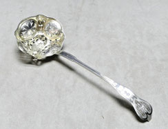 Puderzucker Löffel Streulöffel Frankreich 950er Silber, Minerva Zuckerstreuer