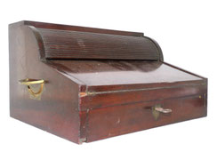 Früher Biedermeier Mahagoni Reisesekretär zylindrisches Rollo 32,7 cm x 25,7, € 2400,00