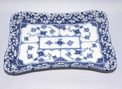 Royal Copenhagen rechteckiges Tablett Musselmalet Vollspitze Blau Nr. 1122 L 23, € 950,00