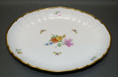 Gebäck Schale, KPM Berlin, Rocaille, Blumen & Schmetterlinge, Goldrand, 26,5 cm, € 165,00