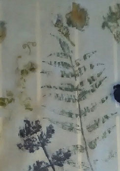 tissu en gros plan, motifs de feuilles et fleurs