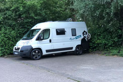 Wohnmobilausbau - Der Fahrzeugboden und die ersten Stellwände