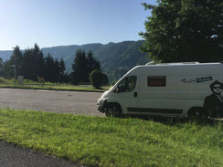 Wohnmobilausbau - Der Fahrzeugboden und die ersten Stellwände