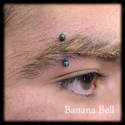 Piercing sourcil - Bananabell Genève