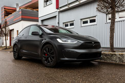 Tesla Model X Plaid