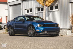 FORD MUSTANG GT