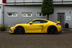 PORSCHE GT4