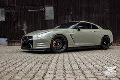 NISSAN GTR