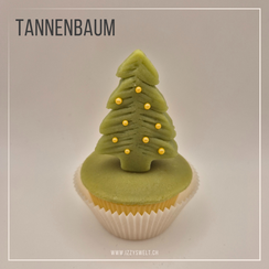 Modellieranleitung eines Tannenbaums aus Marzipan für die Kuchendeko.