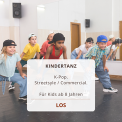 Kinder ab 2 Jahren, ab 4 Jahren, ab 6 Jahren sowie Teenager und Jugendliche tanzen fröhlich in der Tanzschule Dance Inn Hattingen an der Ruhr.