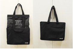 Auf dem Bild ist 2mal die Pull-Out bag zu sehen. Ein mal normal und ein mal vergrößert