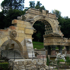 Римские руины Шенбрунн Фото Вена Австрия Römische Ruine. schloss schönbrunn wien