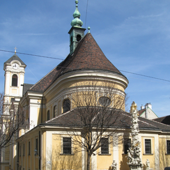 -церковь святого Ульриха Фото(Ulrichskirche) -площадь св. Ульриха( Ulrich-Platz) -Вена. Австрия