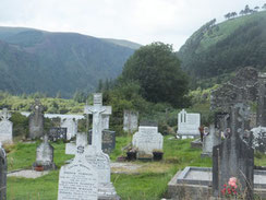 Glendalough-Ireland-Republic-Graves-Crosses-Church