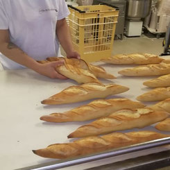 Cuisson des baguettes Ma Boulangerie Café