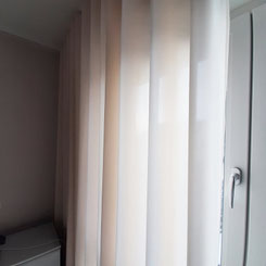 Wellenvorhang in einem Schlafzimmer in Langenselbold