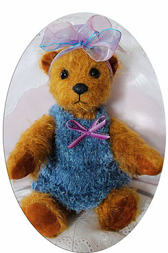 Teddybär "Poluschka" von Hand gefertigt, Unikat
