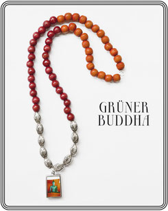 GRÜNER BUDDHA