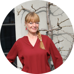 Sabine Spiegel ist Austria Guide und steht hinter Spiegels Ansichtssache.