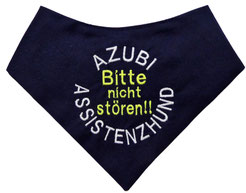 schwarzes Halstuch bestickt nach Kundenwunsch mit Azubi Assistenzhund in weiß