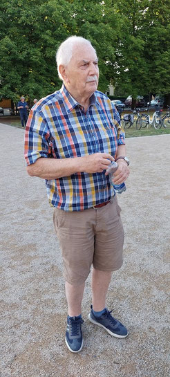 Auch im Raum Peine, namentlich Ilsede, wird reichlich gespielt. Peter fand heute erstmals den Weg zum Löwensommer und stieß sogleich in die Geldränge vor.