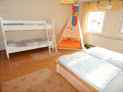  Schlafzimmer "Ritter Stephan" Happy-family-domizil