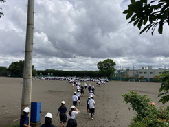 座間中学校