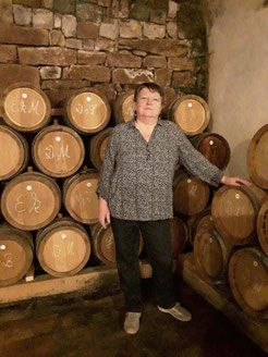Edith Fitzke im Fasslager