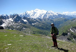 En descendant les "Beaux Prés" du Buet, avec le Mont Blanc au fond.