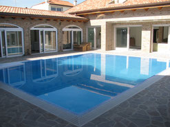 Nuova costruzione villa signorile con piscina