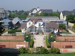 gite vue mer - Cabourg - Normandie - La plage  Cabourg - Appartement - les Marines de Cabourg - séjour - vacances - week-end weekend équipement bébé Thalasso thalazur casino hippodrome golf plage du débarquement Caen houlgate  location ouistreham deauvile