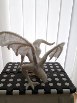 羊毛フェルト ドラゴン オーダー 翼