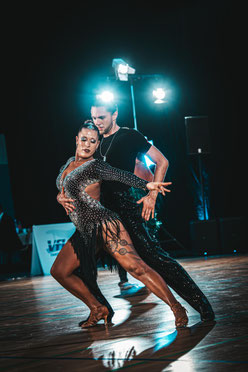 Saskia und Patrick, Hgr. B-Latein