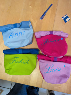 Lunch-Bag nähen mit Namen, Pausenbrotbeutel nähen, Bedrucken und plotten am Kindergeburtstag