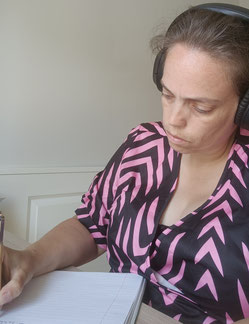 'Ik schrijf met een missie! #samenlezenleukmaken' - Linda (Creabus)