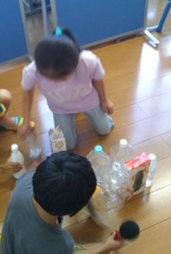 ▲ピンは倒したらみんなで並べます