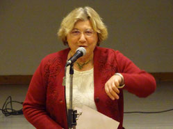 Annick Toullec : "Promis ! Ce ne sera pas long ! Le buffet nous attend !"