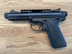 Pistole Ruger Mark 4 22/45 Tactical kaufen