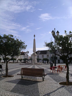Het centrale plein in Vila Real de Santo Antonio. Het laatste Portugeese plaatsje van de Algarve voor Spanje.