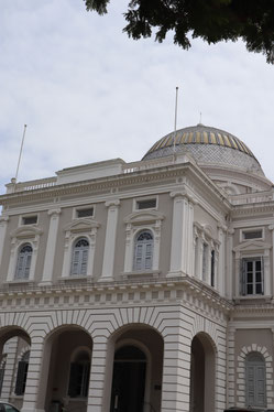 シンガポール オーチャードから国立博物館へ