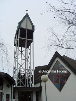 Pfarre St. Lukas, Glockenturm  © Mag. Angelika Ficenc