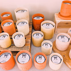 Pots faits main en Jesmonite