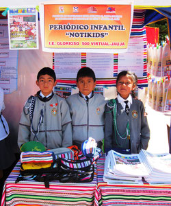 Exponiendo en la Feria de Proyectos de Innovación - Huancayo 2013