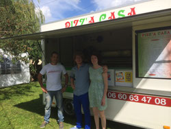 Pizz'a casa privatisé pour un pacs à Auxerre,je remercie trés chaleureusement Anne et Marc pour leur accueil et je leur souhaite beaucoup de bonheur!!!Le 16 Août 2014