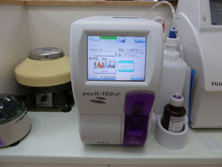 自動血球計測装置　pocH-100iV