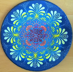 ein leuchtender Tanz aus Farbe und Form