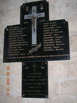 Charras d'Hier et d'Aujourd'hui - Charras - 16 - plaque commémorative - morts des deux guerres mondiales - guerre de 1914-1918 - seconde guerre mondiale - dans l'église de Charras